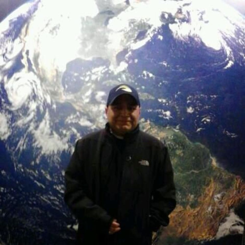 Meet your Posher, Edilberto